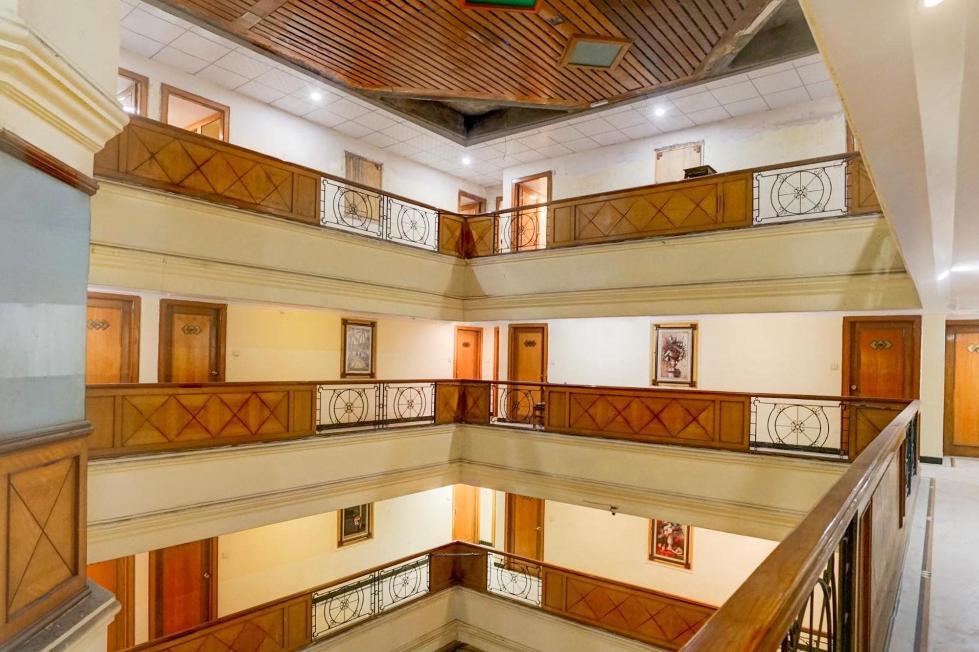 Super Townhouse Subhash Nagar Formerly Royal Palazzo ชัยปุระ ภายนอก รูปภาพ