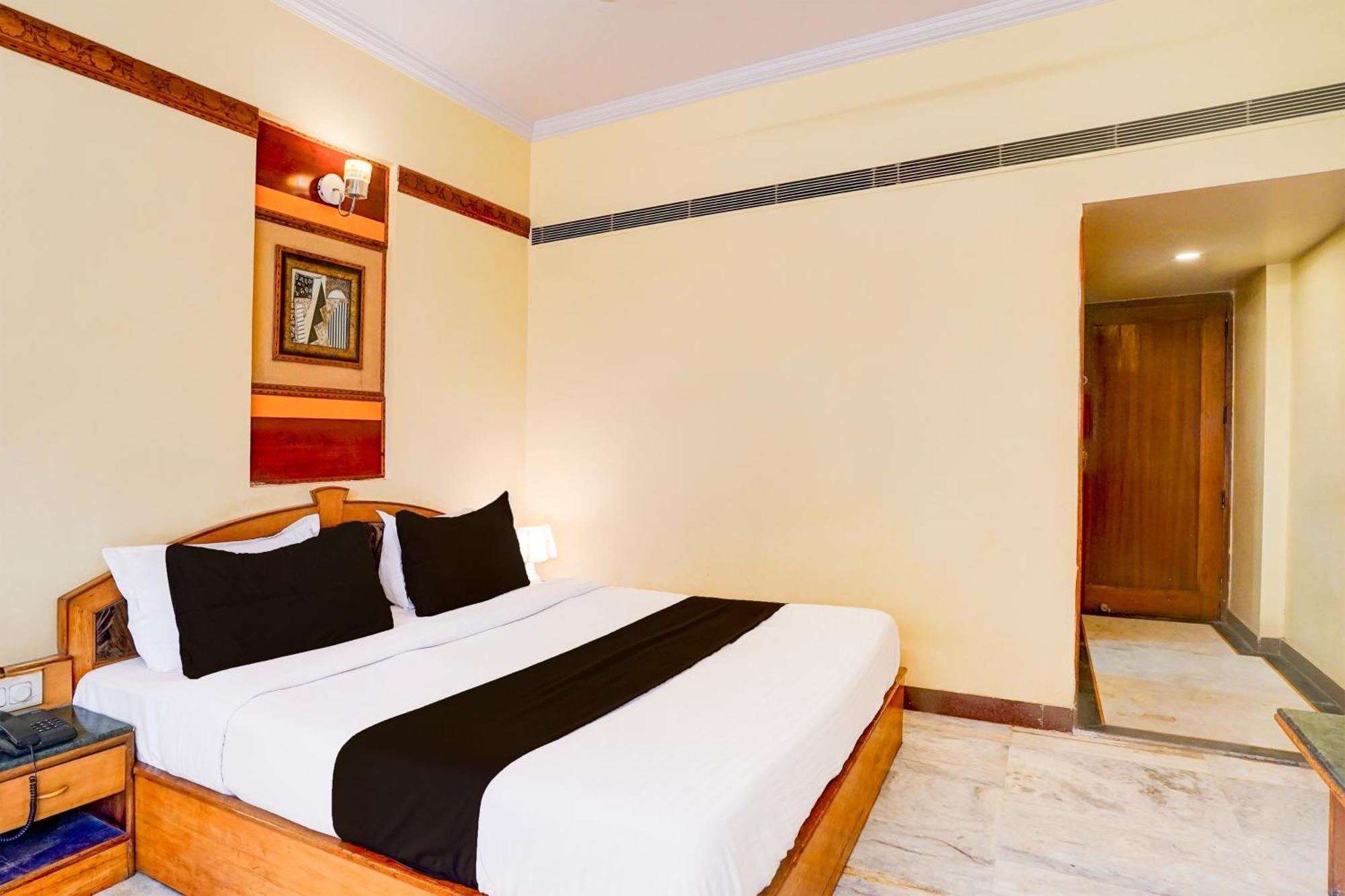 Super Townhouse Subhash Nagar Formerly Royal Palazzo ชัยปุระ ภายนอก รูปภาพ